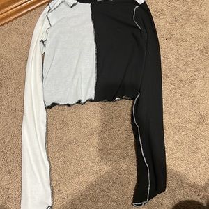 long sleeve crop top black and white